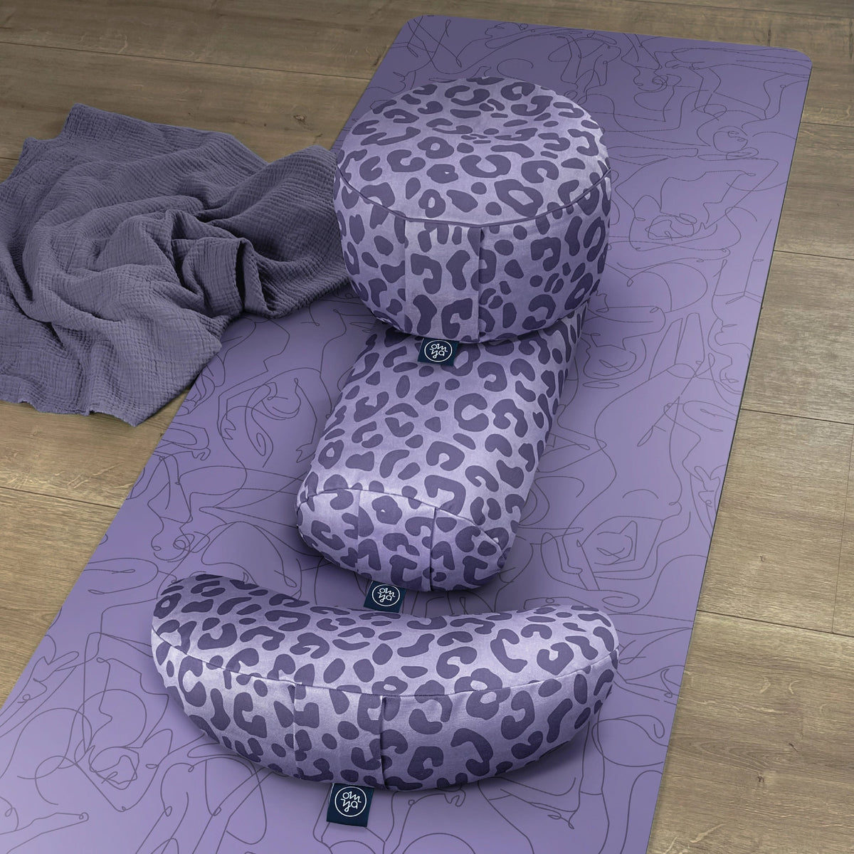 Design Yoga Bolster - Lavender Leo